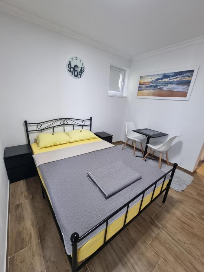 Apartma Jovana Копер Экстерьер фото